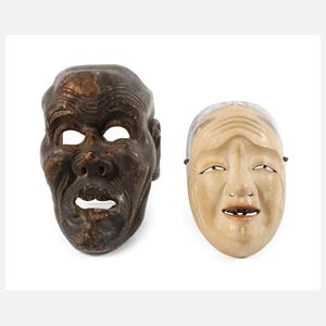 Zwei historische Theatermasken