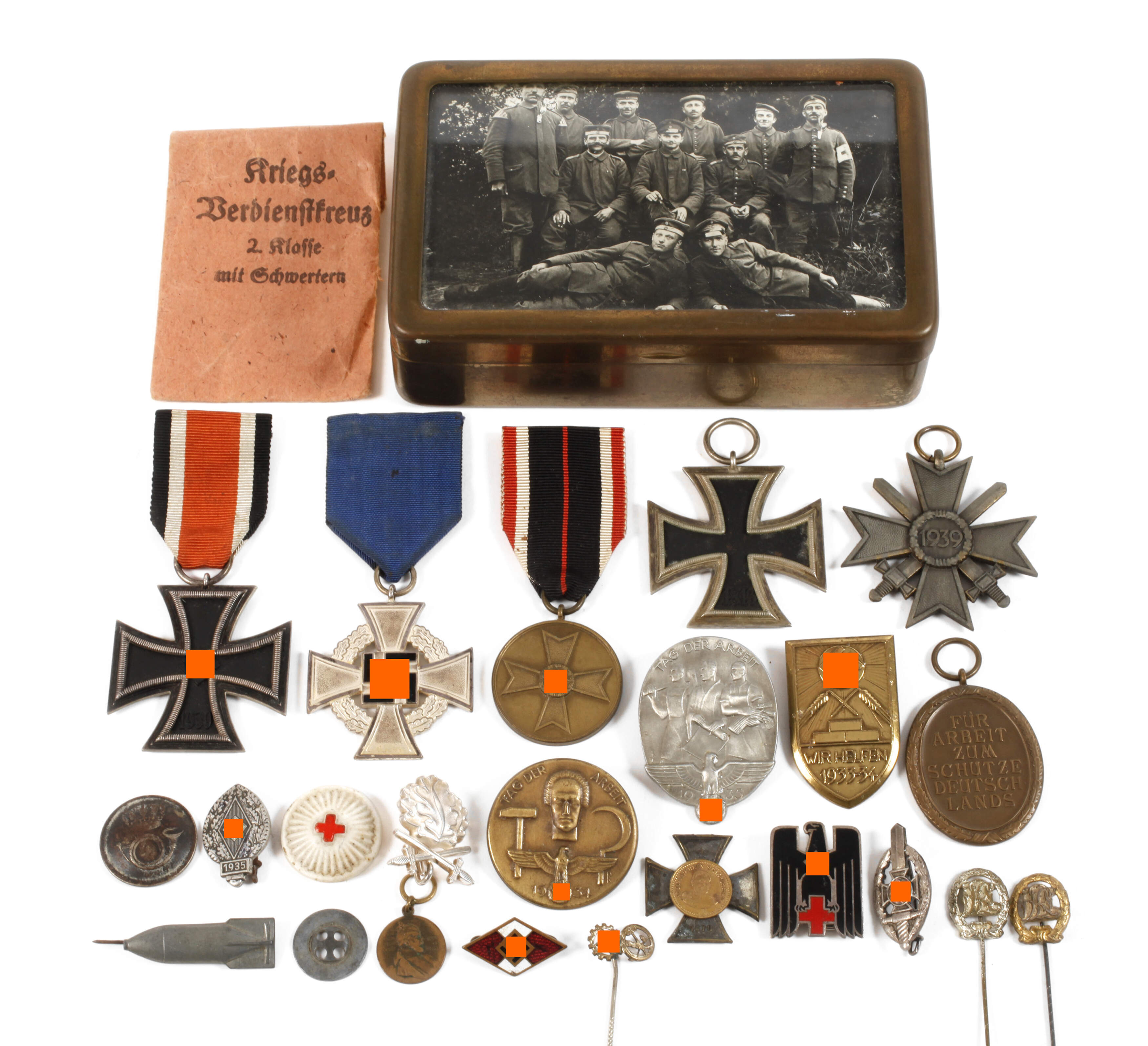 Kiste Orden und Abzeichen 2. Weltkrieg