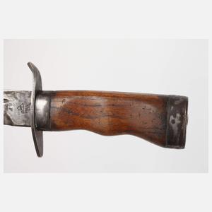 Zwei Kampfmesser und Grabendolch Russland