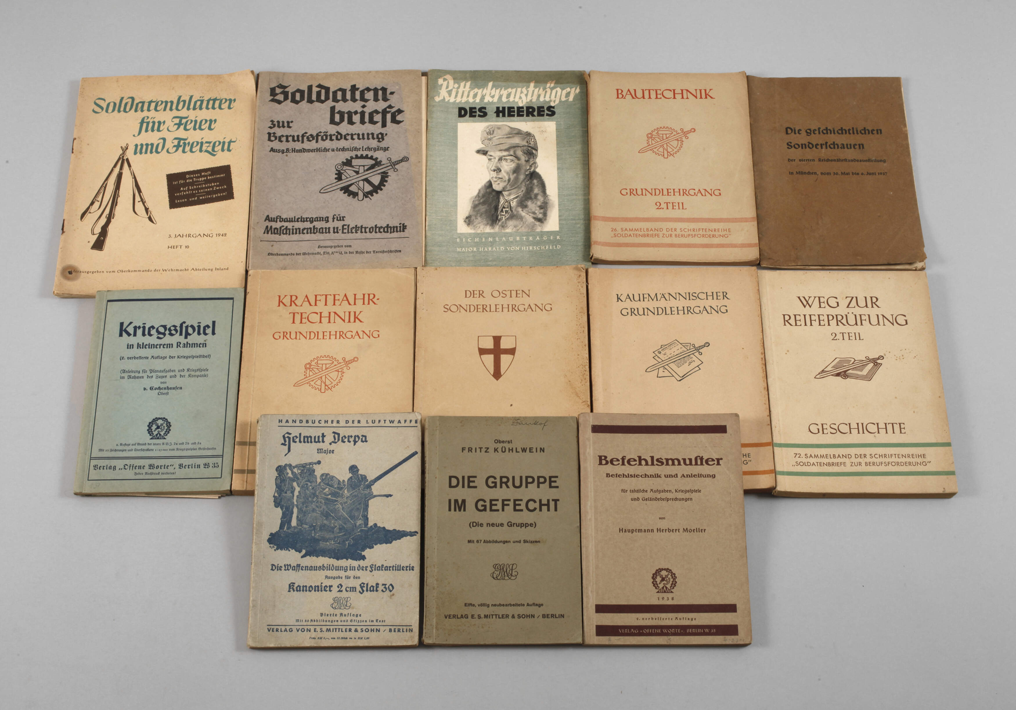 Konvolut Bücher und Vorschriften 3. Reich