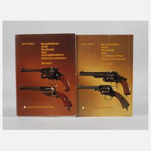 Zwei Bände Militärrevolver