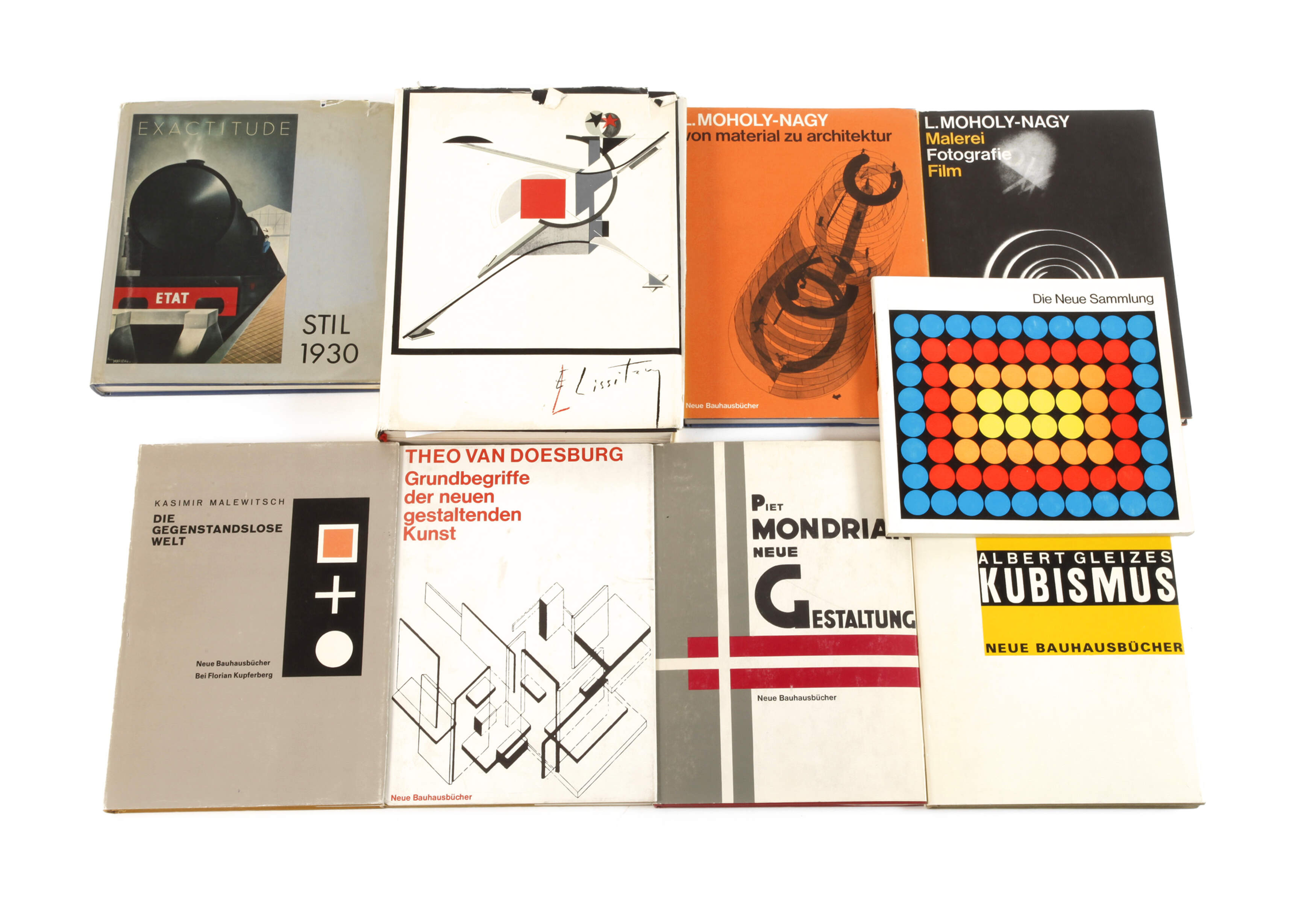 Neun Bücher Bauhaus und Design