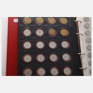 Sammlung Medaillen und Münzen DDR