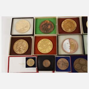 Großes Konvolut Medaillen