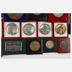 Großes Konvolut Medaillen