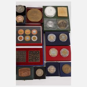 Großes Konvolut Medaillen