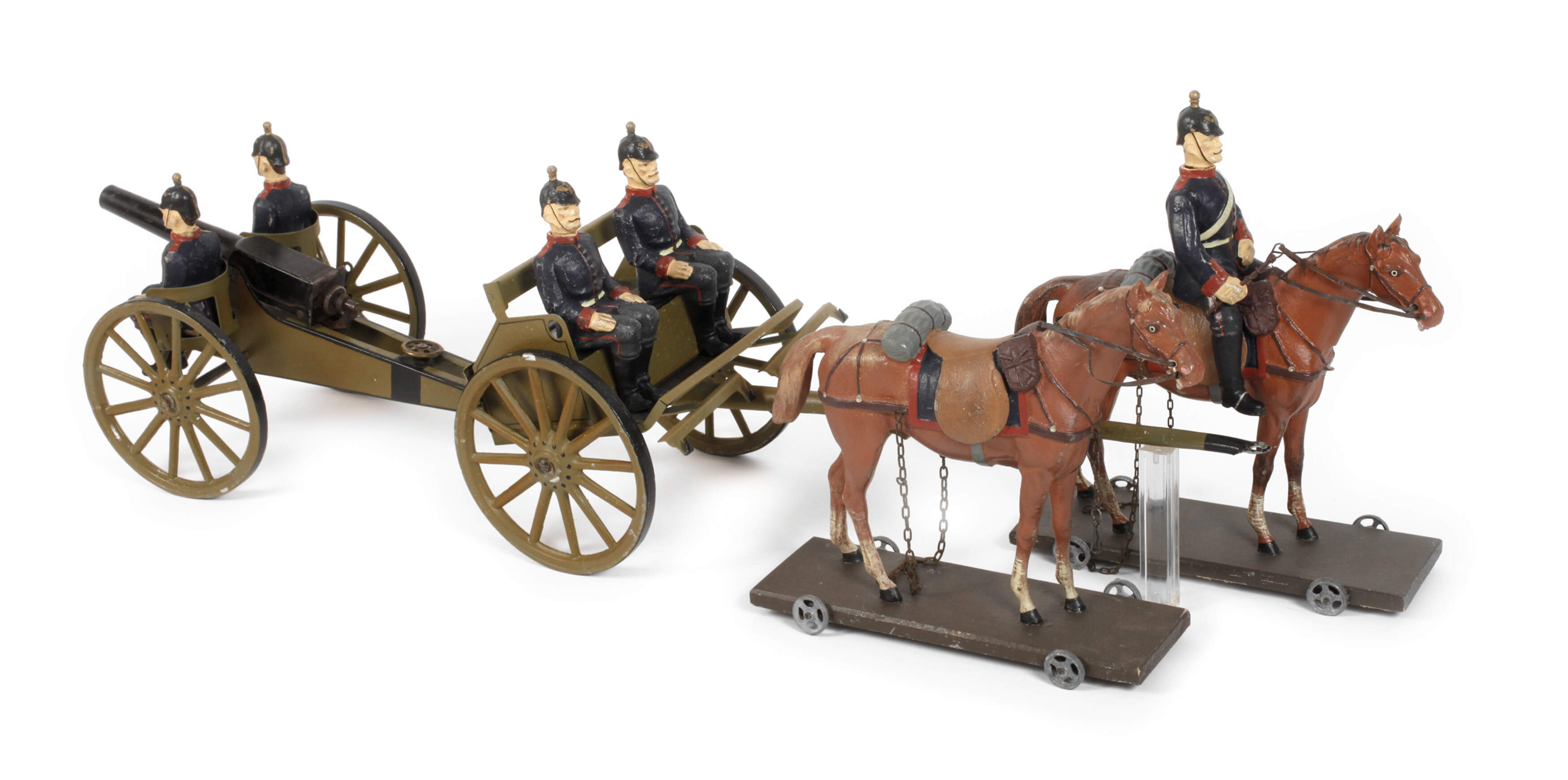 Großes Pferdegespann mit Protze und Kanone