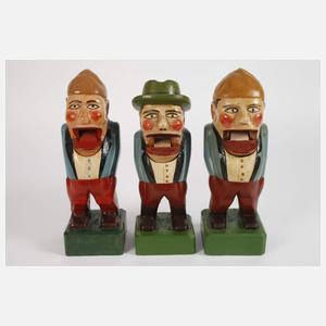 Drei Nussknacker als Deutscher Michel