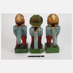 Drei Nussknacker als Deutscher Michel