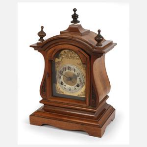 Tischuhr Historismus