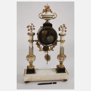 Directoire-Portaluhr