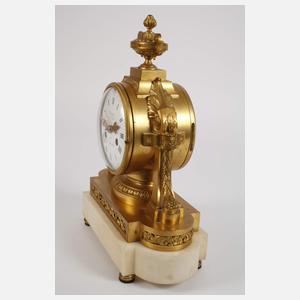 Bronzependule im Louis Seize-Stil