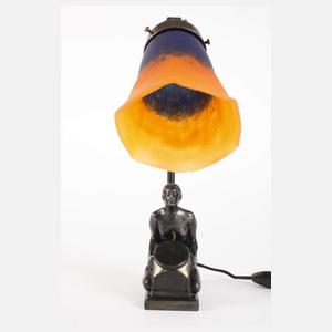 Uhrenhalter als Tischlampe