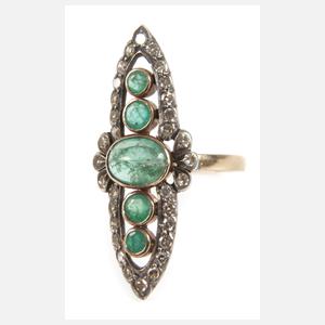 Historischer Ring mit Smaragden und Diamanten