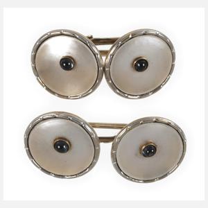 Paar Manschettenknöpfe mit Perlmutt und Saphiren