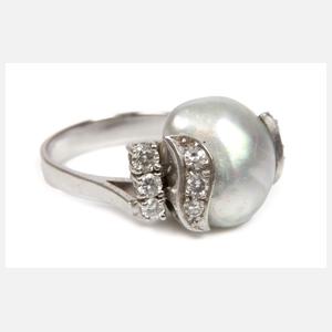 Damenring mit Barockperle und Brillanten