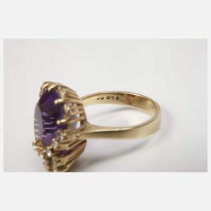 Damenring mit Amethyst und Brillanten