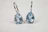 Paar Ohrhänger mit Topastropfen