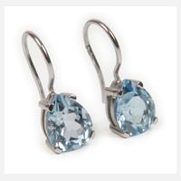 Paar Ohrhänger mit Topastropfen111