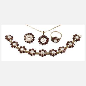Schmuckset mit Granaten und Perlen
