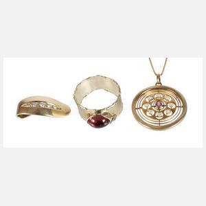 Schmuckkonvolut mit Steinbesatz