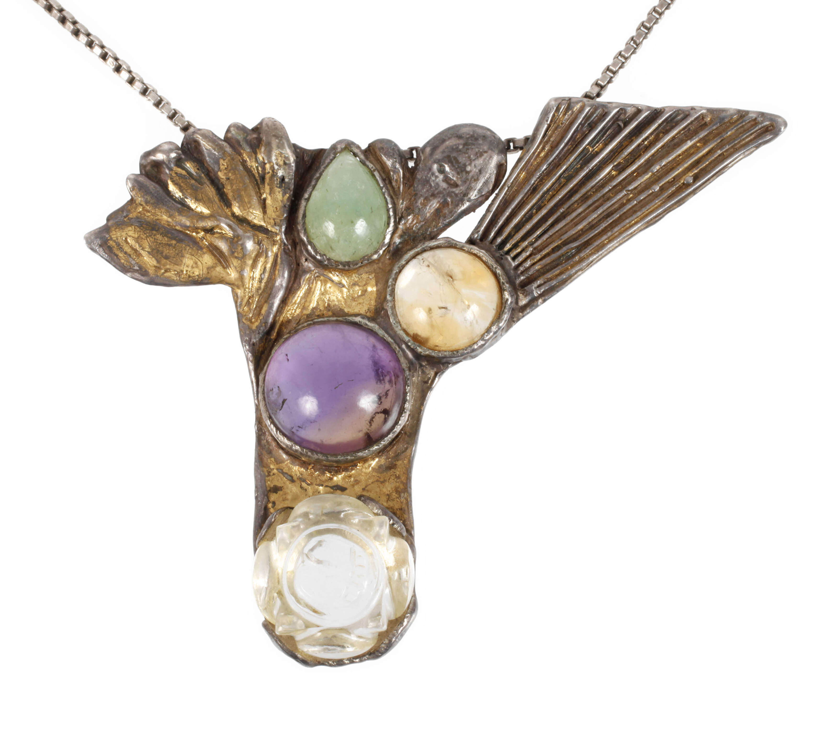 Großer Anhänger an Kette