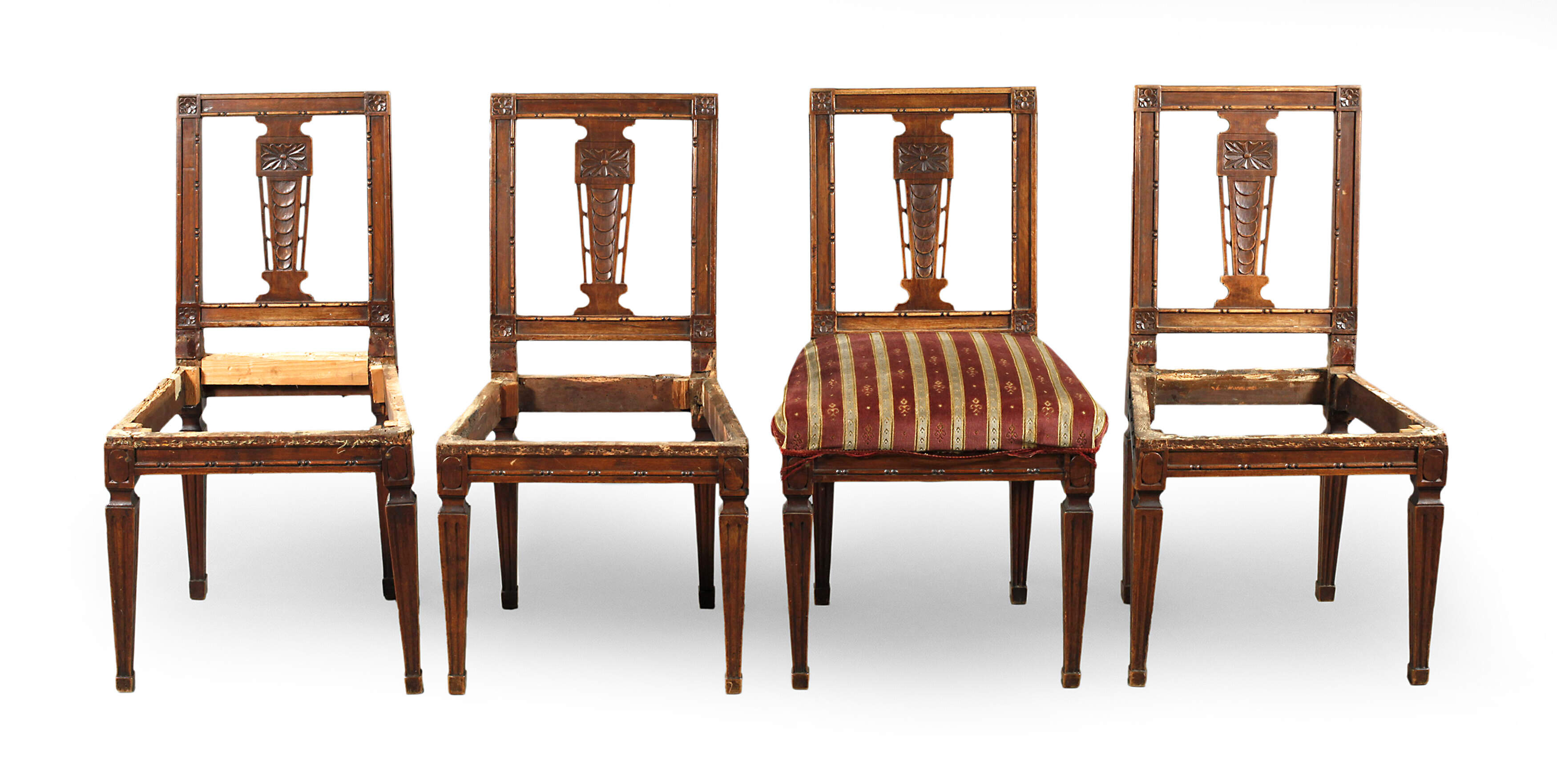 Vier Stühle Louis-Seize