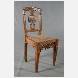 Satz von vier klassizistischen Stühlen