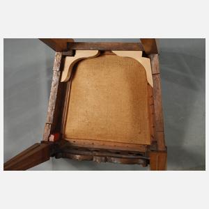 Satz von vier klassizistischen Stühlen