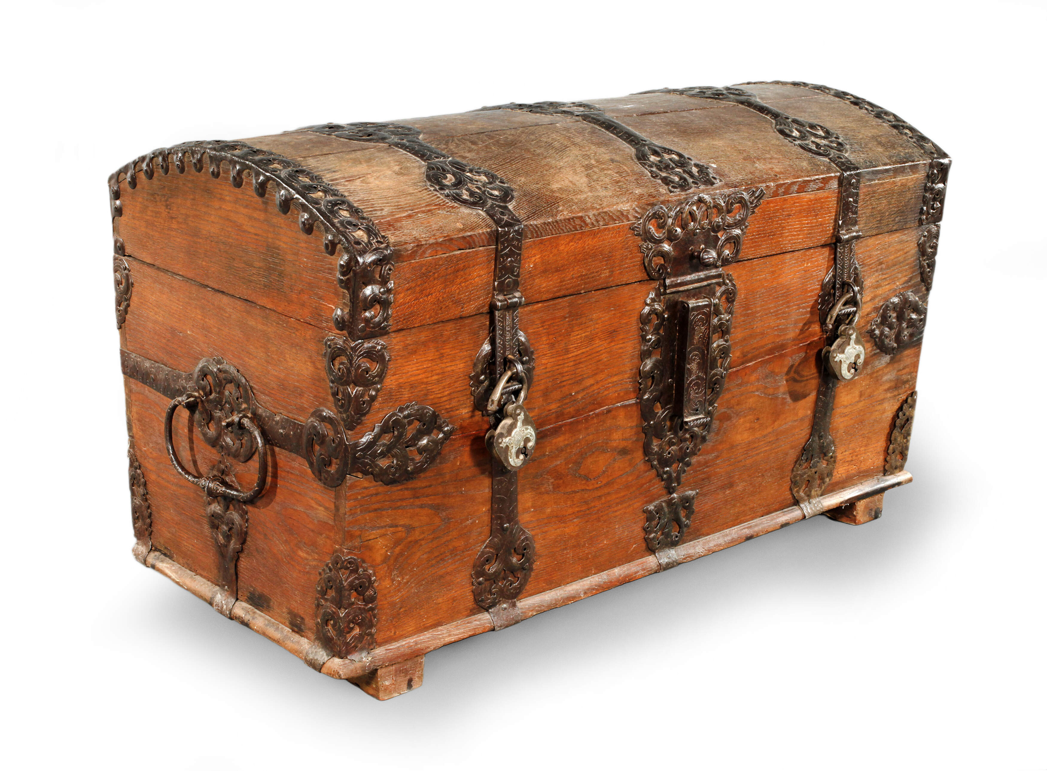 Barocke Runddeckeltruhe