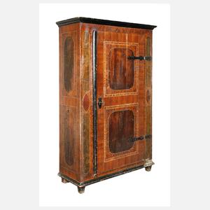 Kleiner Bauernschrank