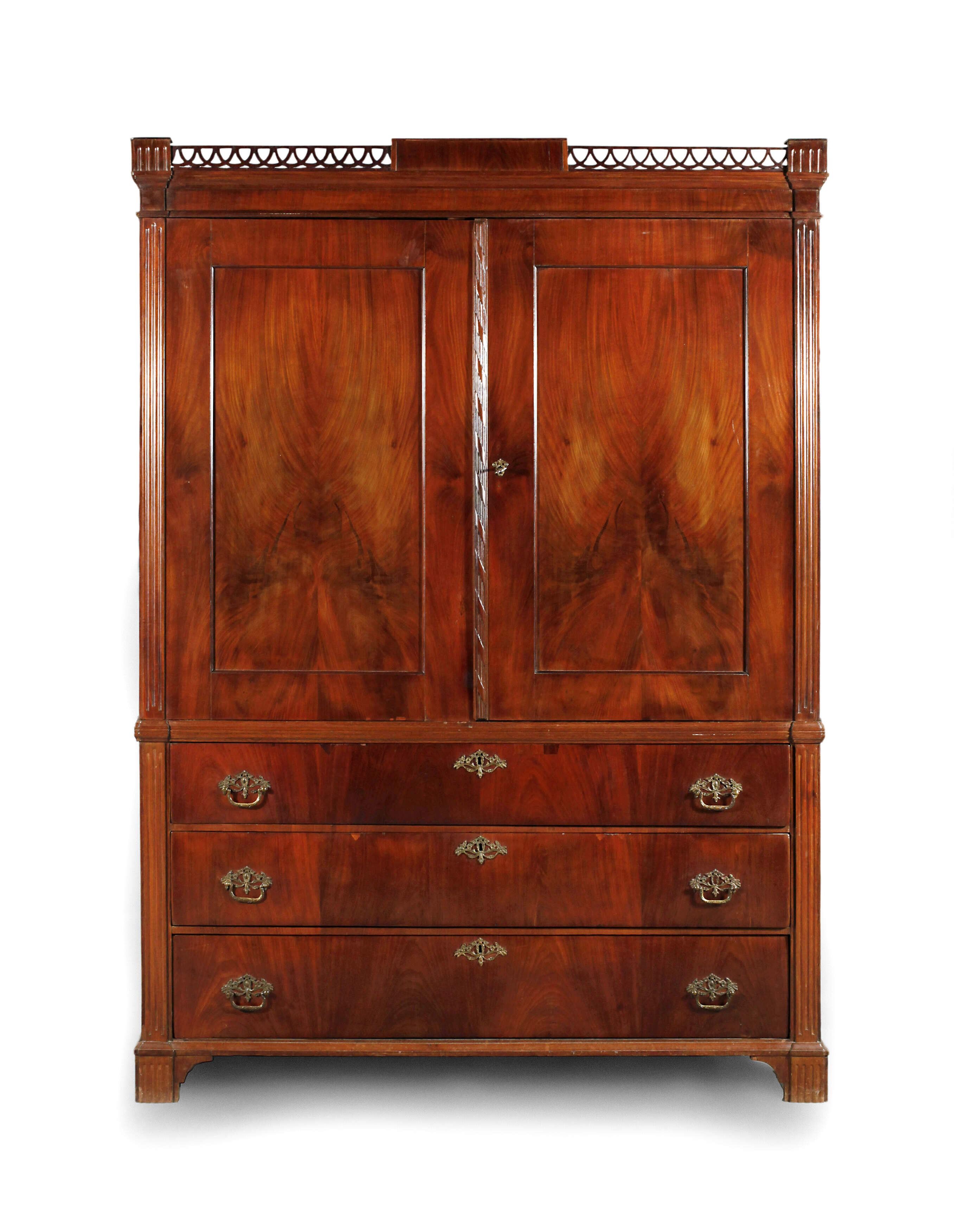 Klassizistischer Aufsatzschrank