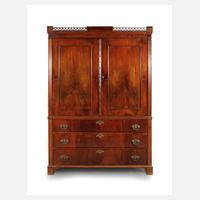 Klassizistischer Aufsatzschrank111