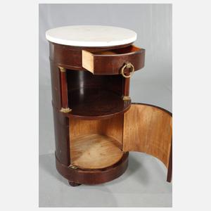 Paar klassizistische Trommelschränkchen