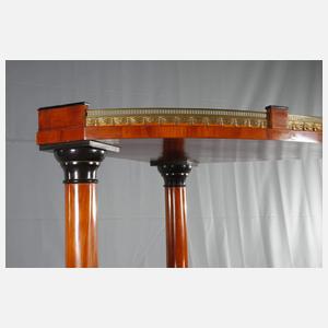 Eck-Etagere im Biedermeierstil