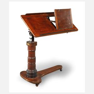 Viktorianischer Lesetisch