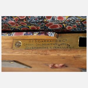 Transportkiste für ein Silberservice