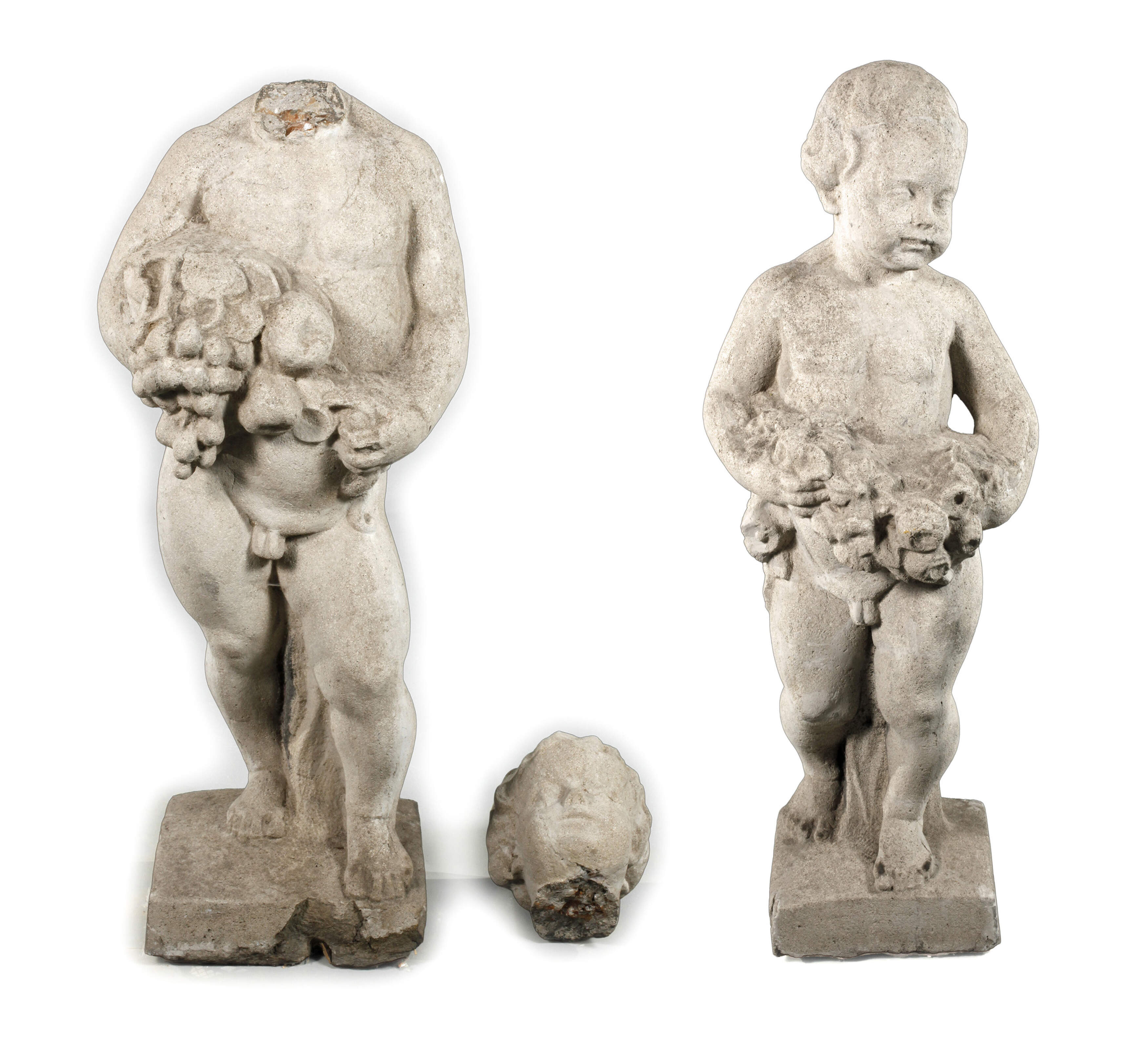 Paar lebensgroße Gartenfiguren