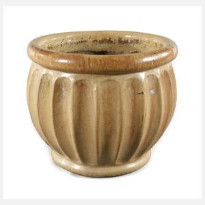 Großer Übertopf für den Außenbereich