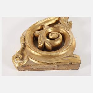 Paar Füße einer Wandkonsole