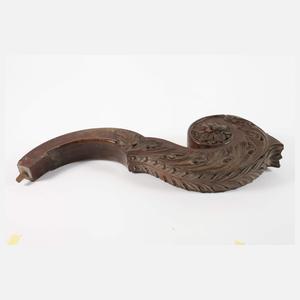 Paar Füße einer Wandkonsole