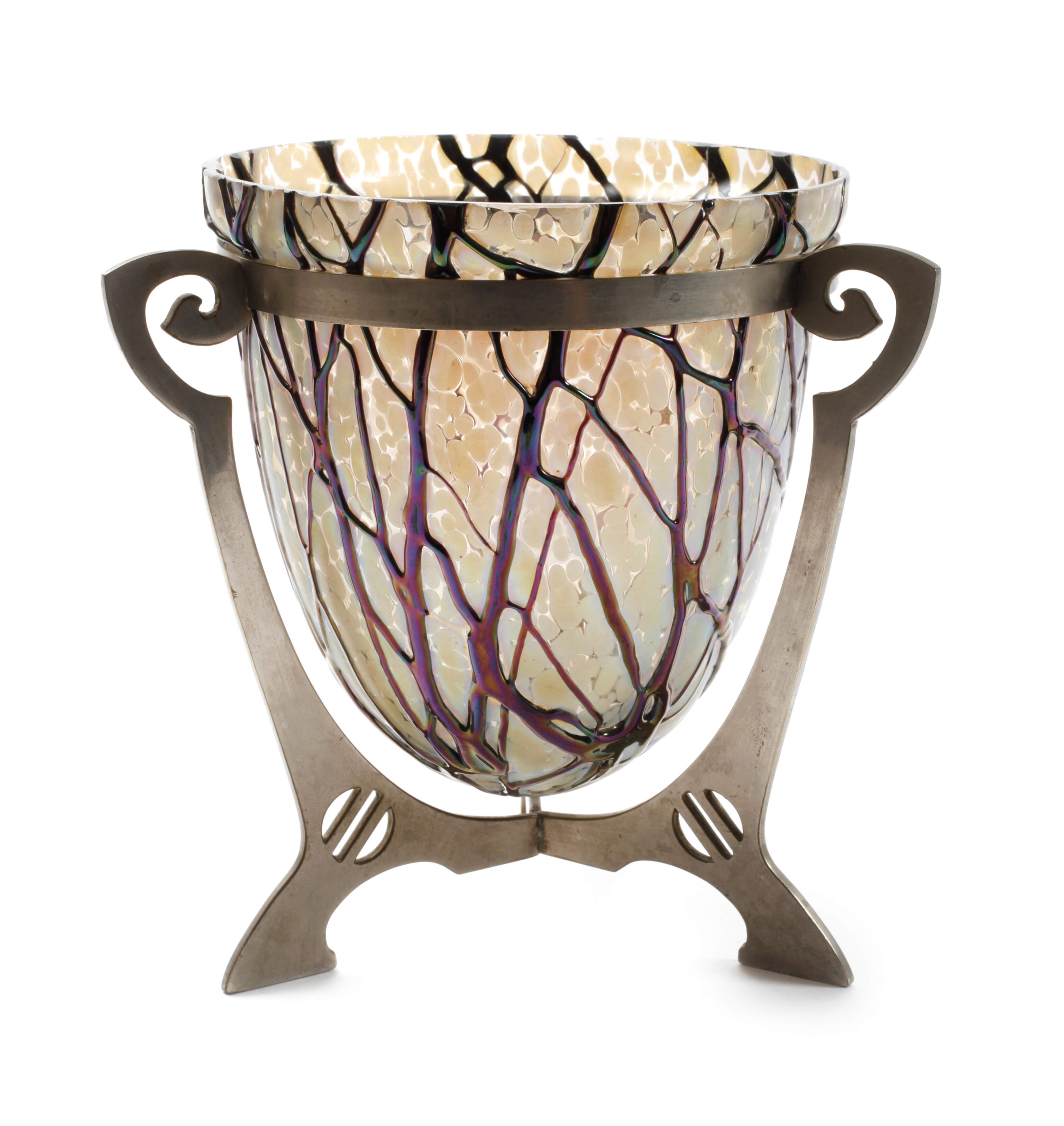 Kralik montierte Jugendstilschale