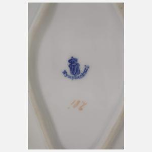 Nymphenburg Platte und sechs Teller Jagdmotive