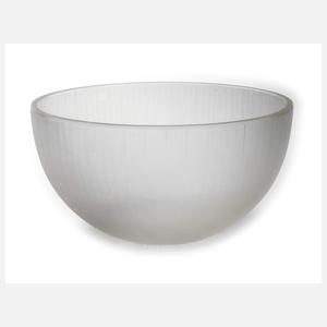 Schale mit feinem Schliffdekor