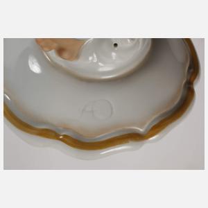 Volkstedt großer Frauenakt mit Blumen