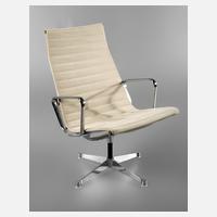 Charles & Ray Eames Sessel EA112111