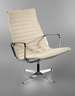 Charles & Ray Eames Sessel EA112