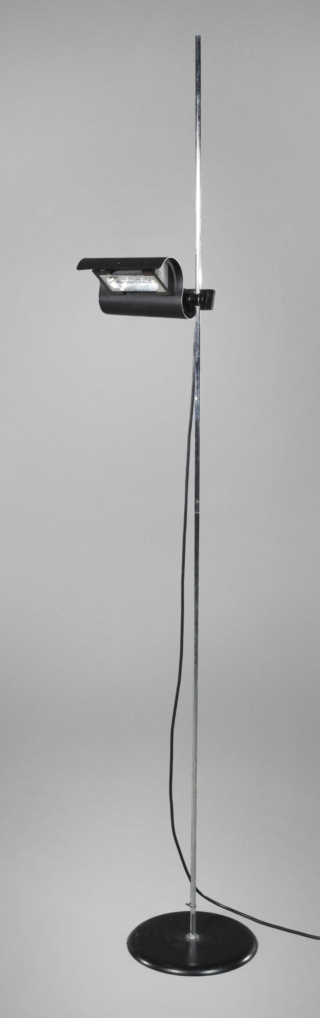 Vico Magistretti, Stehlampe DIM