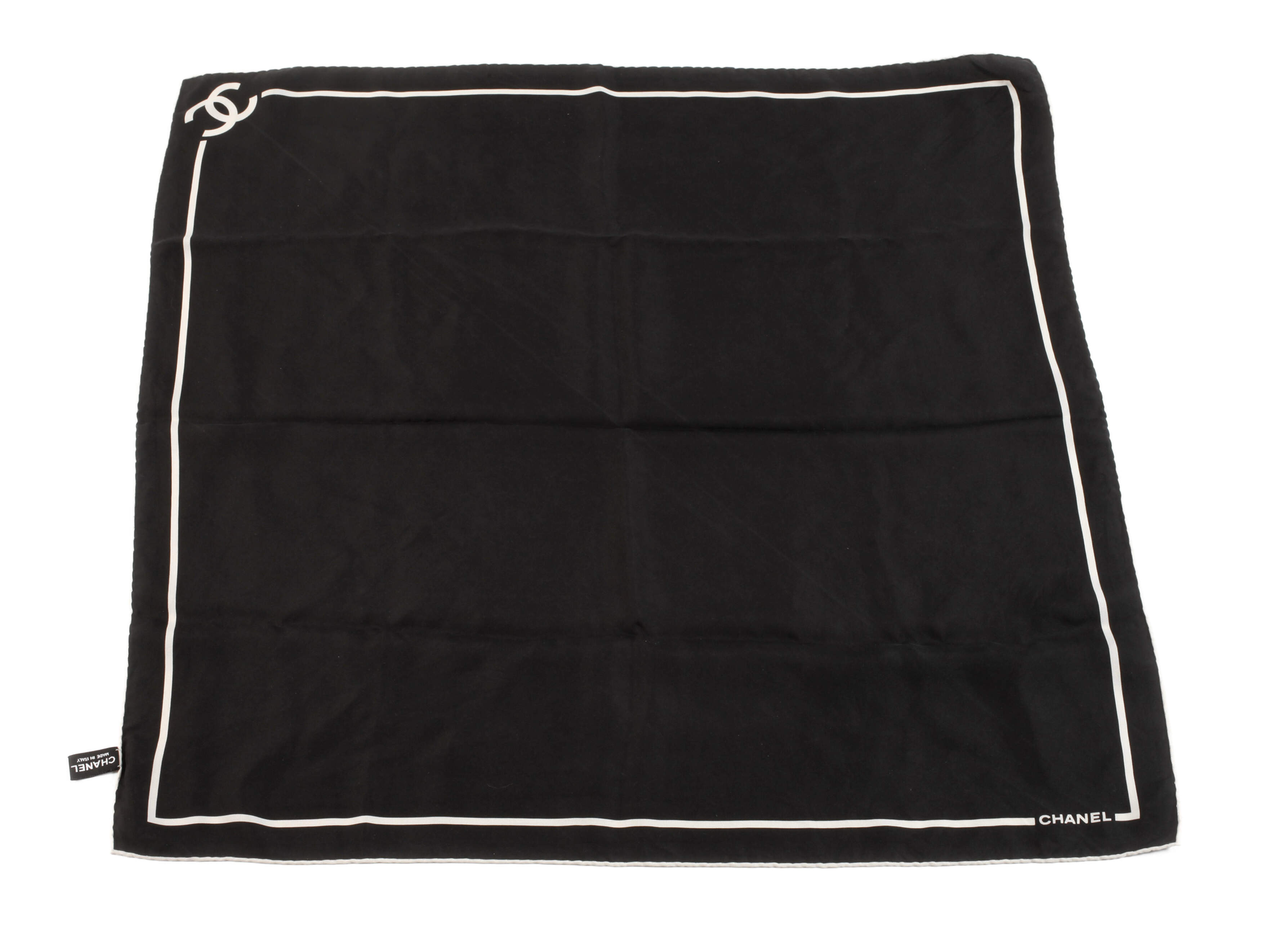 Chanel Seidentuch