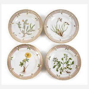 Kopenhagen vier kleine Teller "Flora Danica"
